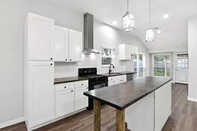 19422 Stamford Drive, Tomball, TX 77375 - Photo 8