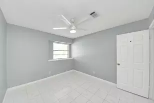6031 Dellfern Dr, Houston, TX 77035 - Photo 30