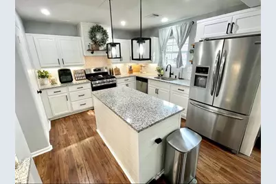 1811 Tickner Street, Conroe, TX 77301 - Photo 6