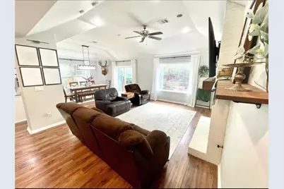 1811 Tickner Street, Conroe, TX 77301 - Photo 4