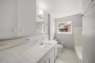 7043 Hendon Ln, Houston, TX 77074 - Photo 4