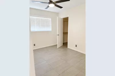 9650 Windswept Lane, Houston, TX 77063 - Photo 12