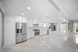6215 S Braeswood Blvd, Houston, TX 77096 - Photo 10