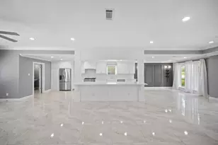 6215 S Braeswood Blvd, Houston, TX 77096 - Photo 12