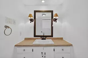 607 S Haswell Dr, Bryan, TX 77803 - Photo 16