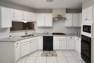 15334 Oak Terrace Dr, Houston, TX 77082 - Photo 4