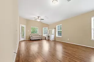1810 Nantz Ln, Conroe, TX 77304 - Photo 16