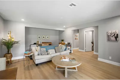 2019 Spillers Lane, Houston, TX 77043 - Photo 16