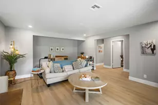 2019 Spillers Ln, Houston, TX 77043 - Photo 16