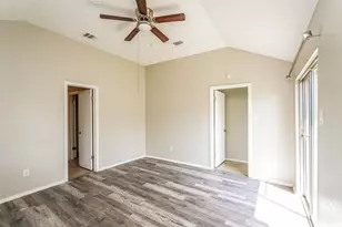 7038 Villa Del Sol Dr, Houston, TX 77083 - Photo 12