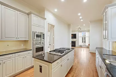 521 Lovett Boulevard, Houston, TX 77006 - Photo 16