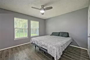 1914 Woodway Dr, Woodbranch, TX 77357 - Photo 12