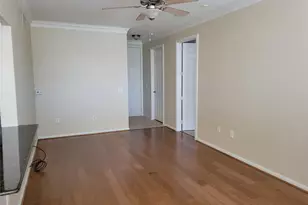 7575 Kirby Dr, Houston, TX 77030 - Photo 8
