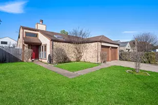 4330 Willow Beach Dr, Houston, TX 77072 - Photo 2