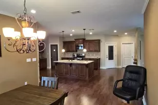 103 Holly Grove St, Bridge City, TX 77611 - Photo 10