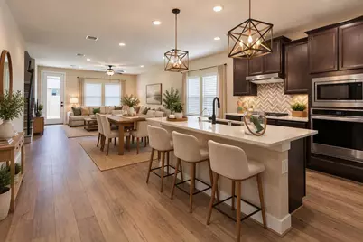 2013 Woodland Pine Court, The Woodlands, TX 77384 - Photo 4