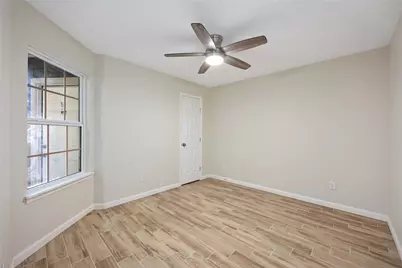 3205 Nebraska Street, Baytown, TX 77520 - Photo 10