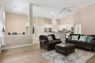 2 Surrey Run Pl, The Woodlands, TX 77384 - Photo 14