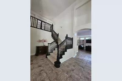 2 Surrey Run Place, The Woodlands, TX 77384 - Photo 8