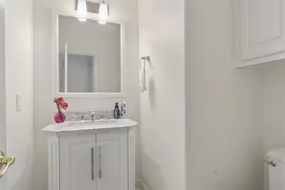 2 Surrey Run Place, The Woodlands, TX 77384 - Photo 10