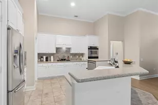2 Surrey Run Pl, The Woodlands, TX 77384 - Photo 16