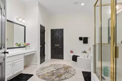2 Surrey Run Place, The Woodlands, TX 77384 - Photo 22