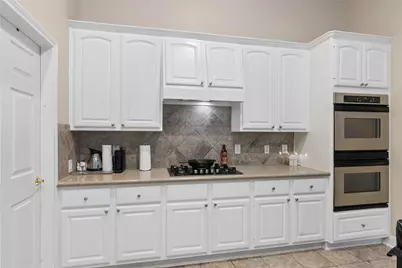 2 Surrey Run Place, The Woodlands, TX 77384 - Photo 16