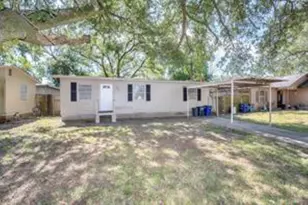 1805 Oriole Dr, League City, TX 77573 - Photo 1