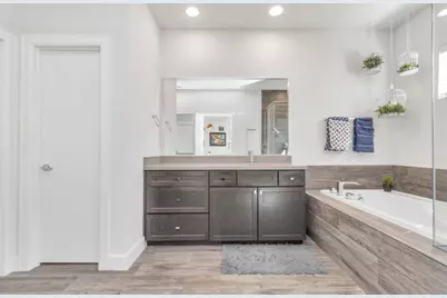 360 Eado Park Circle, Houston, TX 77020 - Photo 18