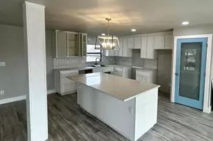 57 Lake Shore Ln, Riverside, TX 77320 - Photo 4