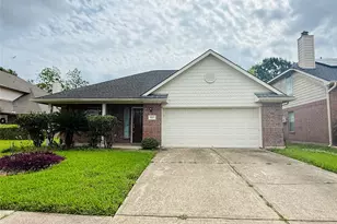 1015 Andover Dr, Pearland, TX 77584 - Photo 1