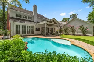 18 N Highland Ct, The Woodlands, TX 77381 - Photo 2
