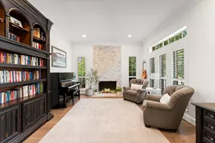 18 N Highland Ct, The Woodlands, TX 77381 - Photo 14