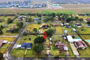 1722 Maryon St, Baytown, TX 77523 - Photo 32