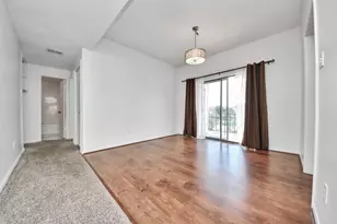 3708 Woodchase Dr, Houston, TX 77042 - Photo 10