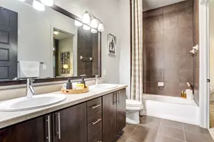 2525 McCue Rd, Houston, TX 77056 - Photo 8