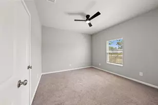 2537 18th St, Hempstead, TX 77445 - Photo 20