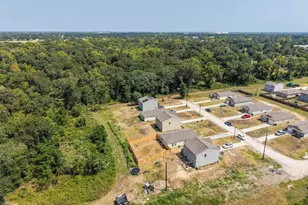 2537 18th St, Hempstead, TX 77445 - Photo 4