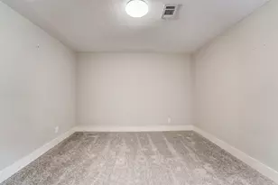 1371 Beaujolais Ln, Houston, TX 77077 - Photo 14