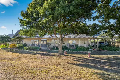 672 County Road 447, Waelder, TX 78959 - Photo 2