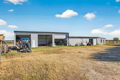 672 County Road 447, Waelder, TX 78959 - Photo 42
