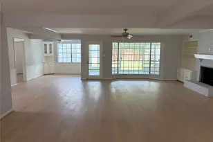 7610 Westwind Ln, Houston, TX 77071 - Photo 2