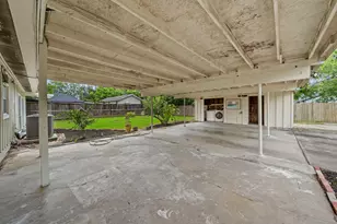 7123 Leader St, Houston, TX 77074 - Photo 34