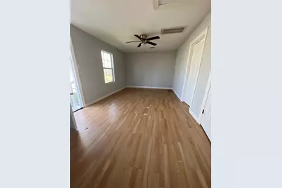 5301 Higgins Street, Houston, TX 77033 - Photo 14