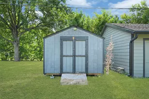 2324 13th Ave N, Texas City, TX 77590 - Photo 6