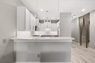 3 Waterway Ct, The Woodlands, TX 77380 - Photo 4