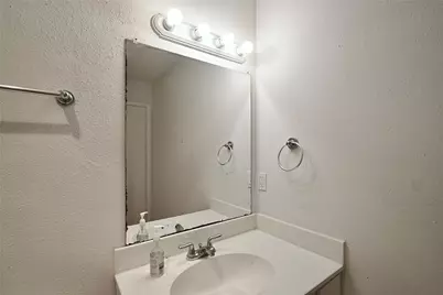 9407 Pagewood Lane, Houston, TX 77063 - Photo 8