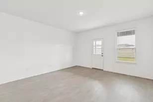 1006 S Oakhurst Dr, Dayton, TX 77535 - Photo 14