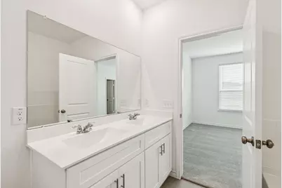 1006 S Oakhurst Drive, Dayton, TX 77535 - Photo 18