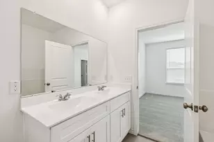 1006 S Oakhurst Dr, Dayton, TX 77535 - Photo 18